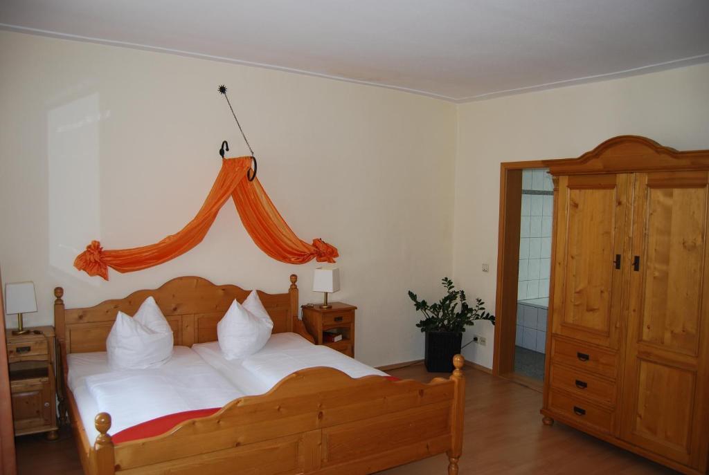 Landhotel St. Gereon Nackenheim Rum bild