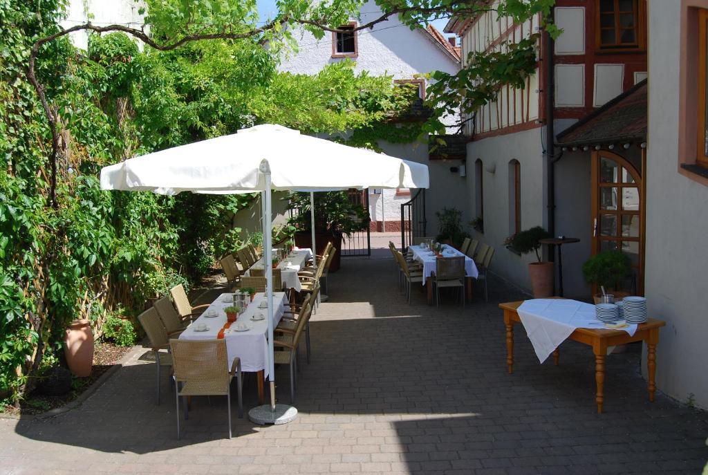 Landhotel St. Gereon Nackenheim Exteriör bild