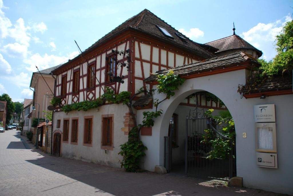 Landhotel St. Gereon Nackenheim Exteriör bild